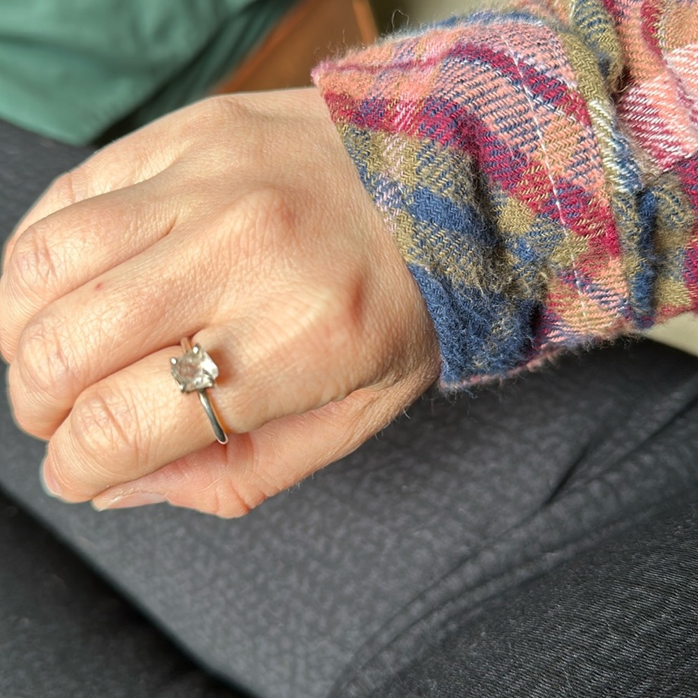 Quartz ring sz 7